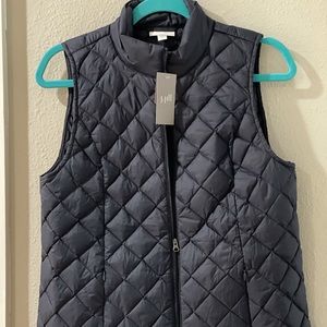 New with tags J Jill Lightweight puffer vest